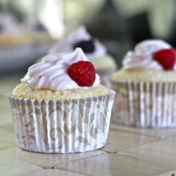 Angel Food Cupcakes - Recipe photo by theincuisition