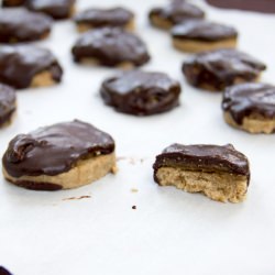 Nut Free Tagalongs - Recipe photo by Cucina Libera