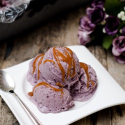 Caramel Ice Cream - Recipe photo by Antonina