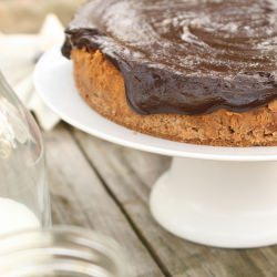 Turtle Pretzel Cheesecake - Recipe photo by girlmeetsbowl
