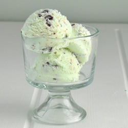 Easy Mint Chocolate Chip Ice Cream - Recipe photo by maeghan21