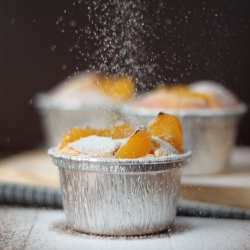 Clafoutis de Melocotón - Recipe photo by Comonacasa