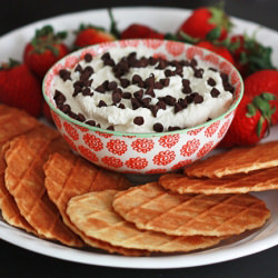 Cannoli Dip - Recipe photo by onelovelylife