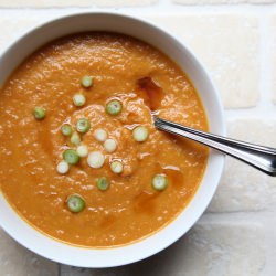 Miso Ginger Carrot Soup - Recipe photo by bowllicking