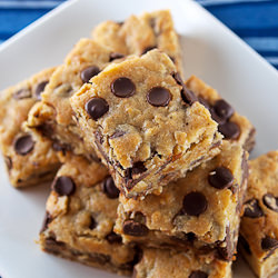 Chocolate Chip Cardamom Oat Blondie - Recipe photo by EvilShenanigans