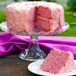 Vegan Strawberry Cake & Frosting - Recipe photo by myvegancookbook