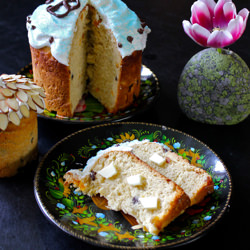 Kulich – Russian Easter Bread - Recipe photo by Runcible Eats