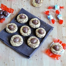 Kinder Thumbprint Cookies - Recipe photo by butterchantilly