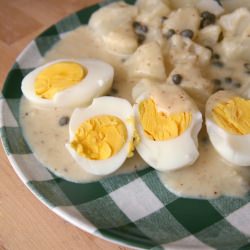 Eggs in Mustard Sauce - Recipe photo by arfotografie