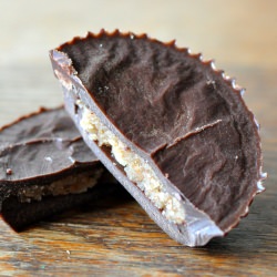 Raw Peanut Butter Cups - Recipe photo by rawified