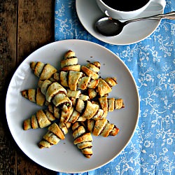 Cream Cheese Cinnamon Twists - Recipe photo by sweetsugarbean