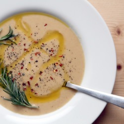 Rosemary Garlic Chickpea Soup - Recipe photo by bowllicking