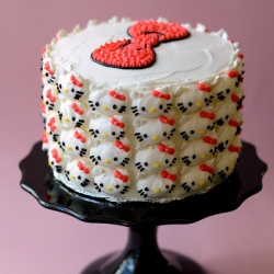 Hello Kitty Covered Cake - Recipe photo by i-heart-baking