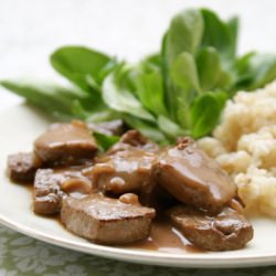 Beef Liver and Red Wine Sauce - Recipe photo by Poppies and Papayas