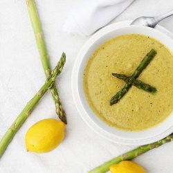 spring asparagus soup - Recipe photo by sunnyvegan