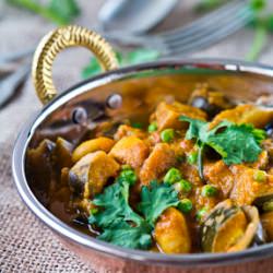 Aubergine, Butter beans & pea curry - Recipe photo by peaches and donuts