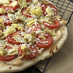Spanish Chicken Pizza - Recipe photo by HeatOvenTo350