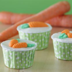 Carrot and Almond Cupcakes - Recipe photo by Crispicake