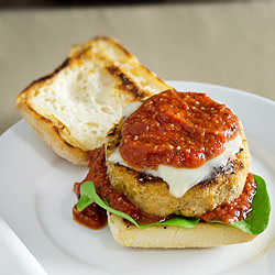 Chicken Parm Burgers - Recipe photo by Poormet