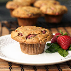 Strawberry Muffins - Recipe photo by Tasty Yummies