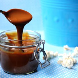Chocolate & Dulce de Leche Popcorn - Recipe photo by Carrot Cake