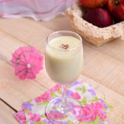 Apple and Oats Smoothie - Recipe photo by Taste Of Pearl City