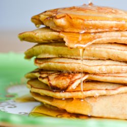 Multigrain Pancakes - Recipe photo by comocomecami