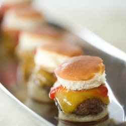 Mini-Sliders with Cheese - Recipe photo by cristinaferrarecooks