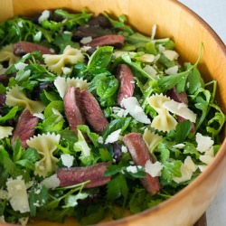 Grilled New York Steak Salad - Recipe photo by cristinaferrarecooks