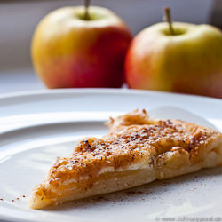 Apple Pizza - Recipe photo by culinary pixel