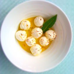 Home Made Labne Balls - Recipe photo by Alessandra Zecchini