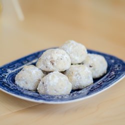 Mexican Wedding Cakes - Recipe photo by cookingbymoonlight