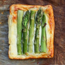 Asparagus & Mascarpone mini-tarts - Recipe photo by minta