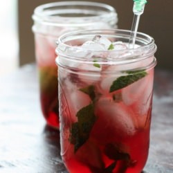 Pomegranate Mojitos - Recipe photo by thesoho