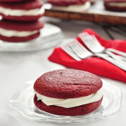 Red Velvet Whoopie Pies - Recipe photo by Candid Appetite