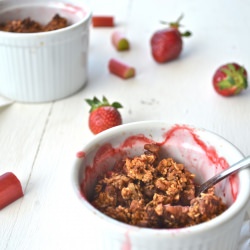 strawberry rhubarb crisp - Recipe photo by vanperrone