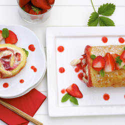 Strawberry & Mascarpone Swiss Roll - Recipe photo by Apron and Sneakers