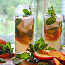 Ginger Peach Peppermint Juleps - Recipe photo by J1083