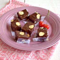 Bailey's Chocolate Macadamia Fudge - Recipe photo by foodiebychance