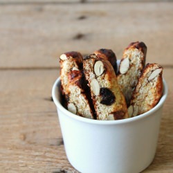 Prunes Carquinyolis - Recipe photo by courecoulants