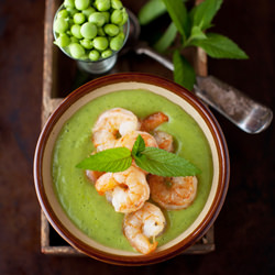 Minty Sweet Pea Soup - Recipe photo by cooking melangery