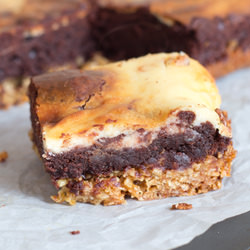 Cheesecake brownie flapjacks - Recipe photo by becskr