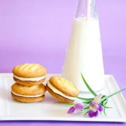 Passionfruit Melting Moments - Recipe photo by this-is-irene