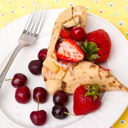Banana Split Breakfast Bundles - Recipe photo by slimpickinskitchen