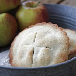 Small Apple Pies - Recipe photo by cookiecrumble