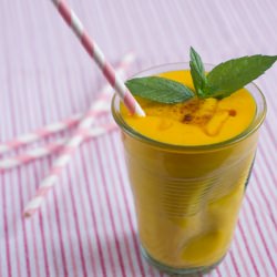 Mango Lassi - Recipe photo by zuzuhoho