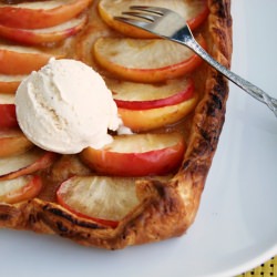 Vegan Apfelkuchen - Recipe photo by TotallyVeg