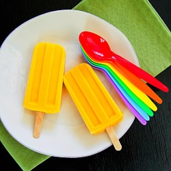 Mango 'Lassi' Creamsicles - Recipe photo by MPJ