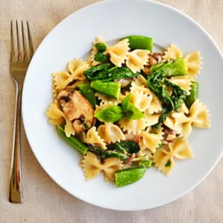 Spring Pasta with Snap Peas - Recipe photo by dinnersforwinners