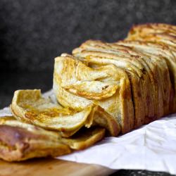 Cheddar, Beer and Mustard Pull-Apart - Recipe photo by estonia76